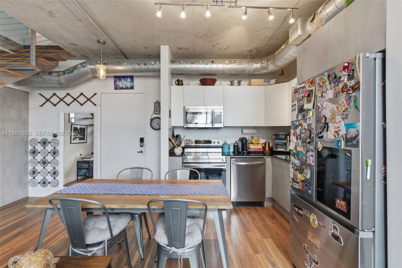 690 SW 1st Ct, Unit 3124, Miami, FL 33130 Photo