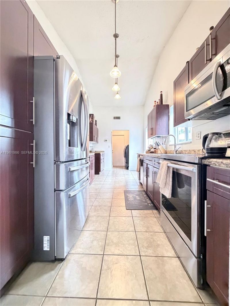 9425 NW 46th St, Sunrise, FL 33351 Photo