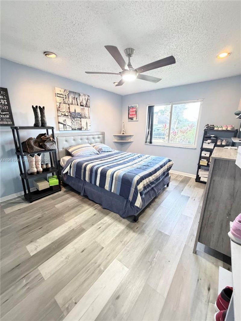 9425 NW 46th St, Sunrise, FL 33351 Photo