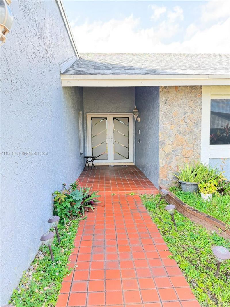 9425 NW 46th St, Sunrise, FL 33351 Photo