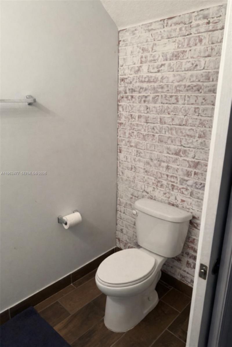 1040 NW 33rd Ct, Unit 1040, Pompano Beach, FL 33064 Photo