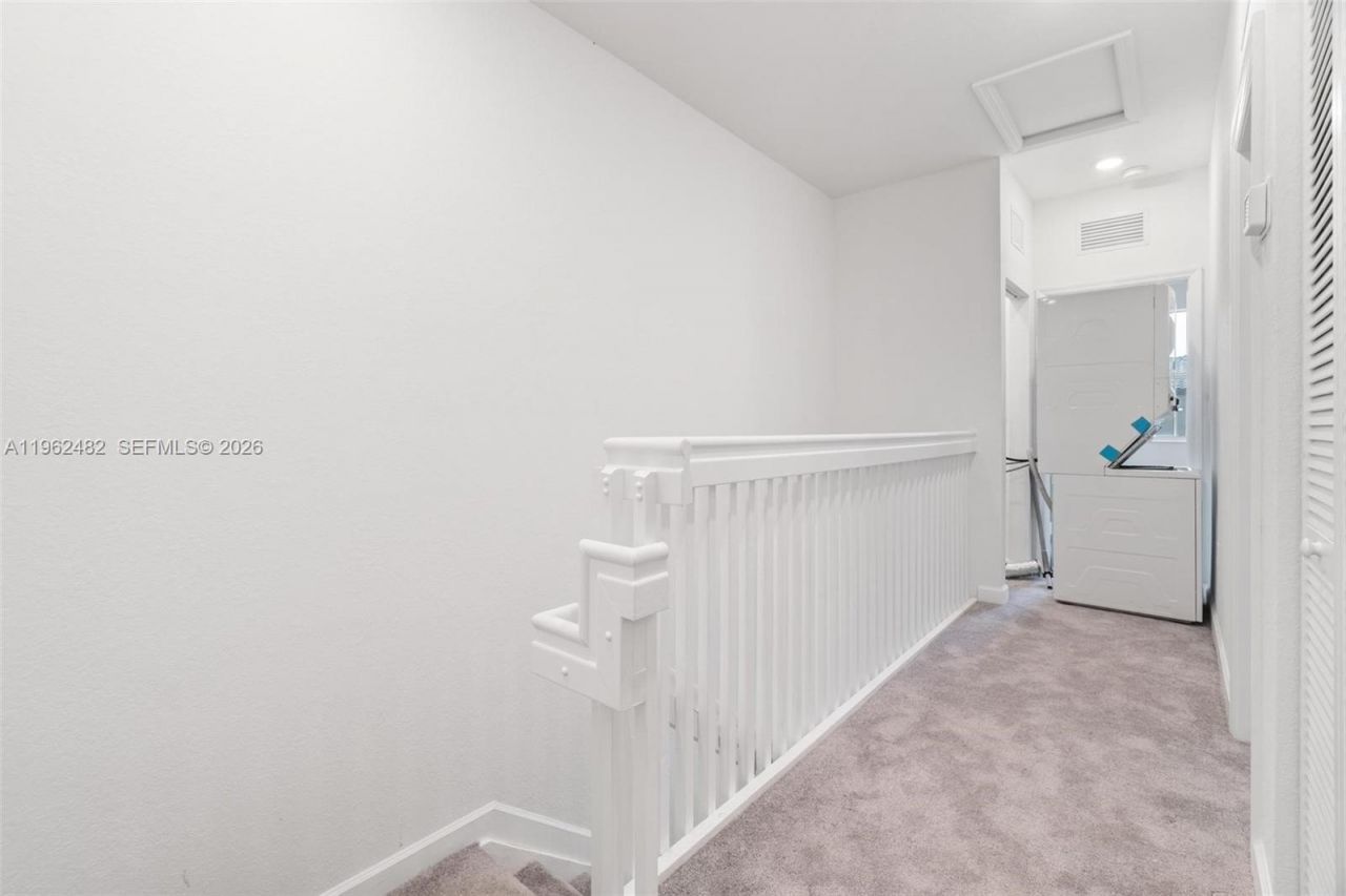 1870 SE 26th Ter, Homestead, FL 33035 Photo