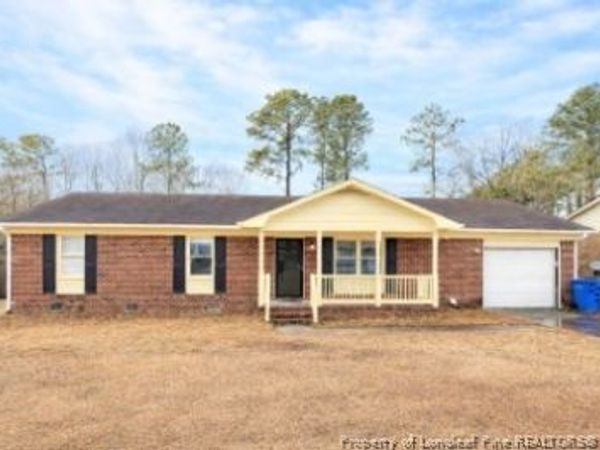 6658 Vaughn Road, Fayetteville, NC 28304