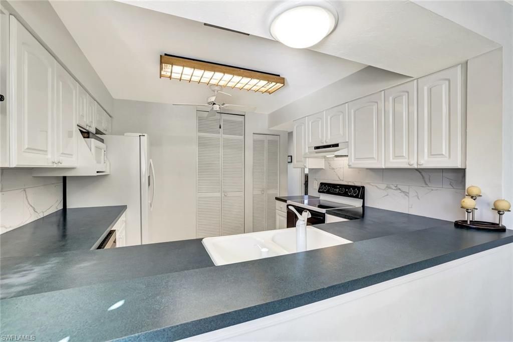 910 Vanderbilt Beach Rd, Unit 325W, Naples, FL 34108 Photo