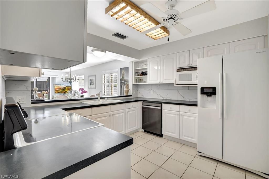 910 Vanderbilt Beach Rd, Unit 325W, Naples, FL 34108 Photo