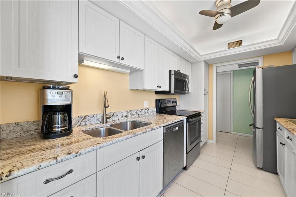 4001 Gulf Shore Blvd N, Unit 1106, Naples, FL 34103 Photo