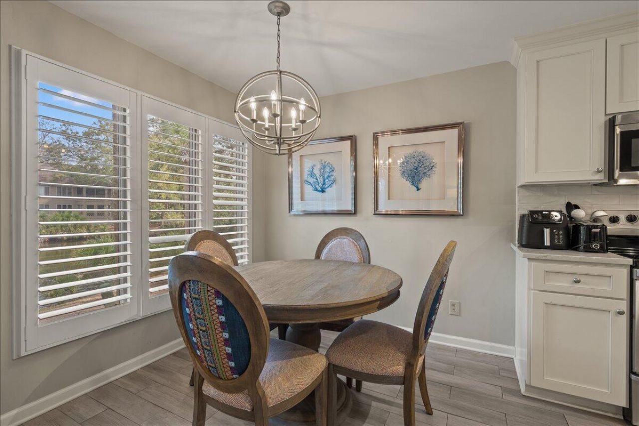 4755 Tennis Club Lane Photo 12