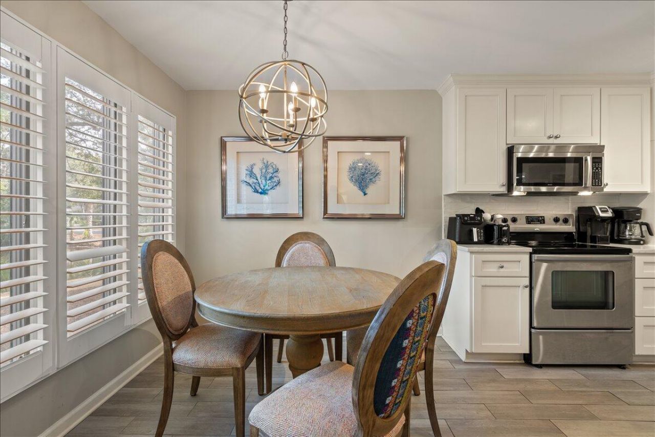 4755 Tennis Club Lane Photo 13