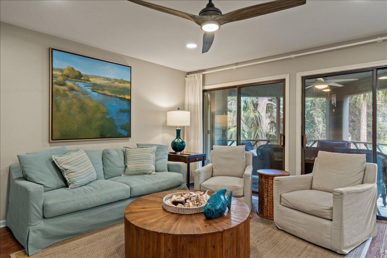 4755 Tennis Club Lane Photo 18