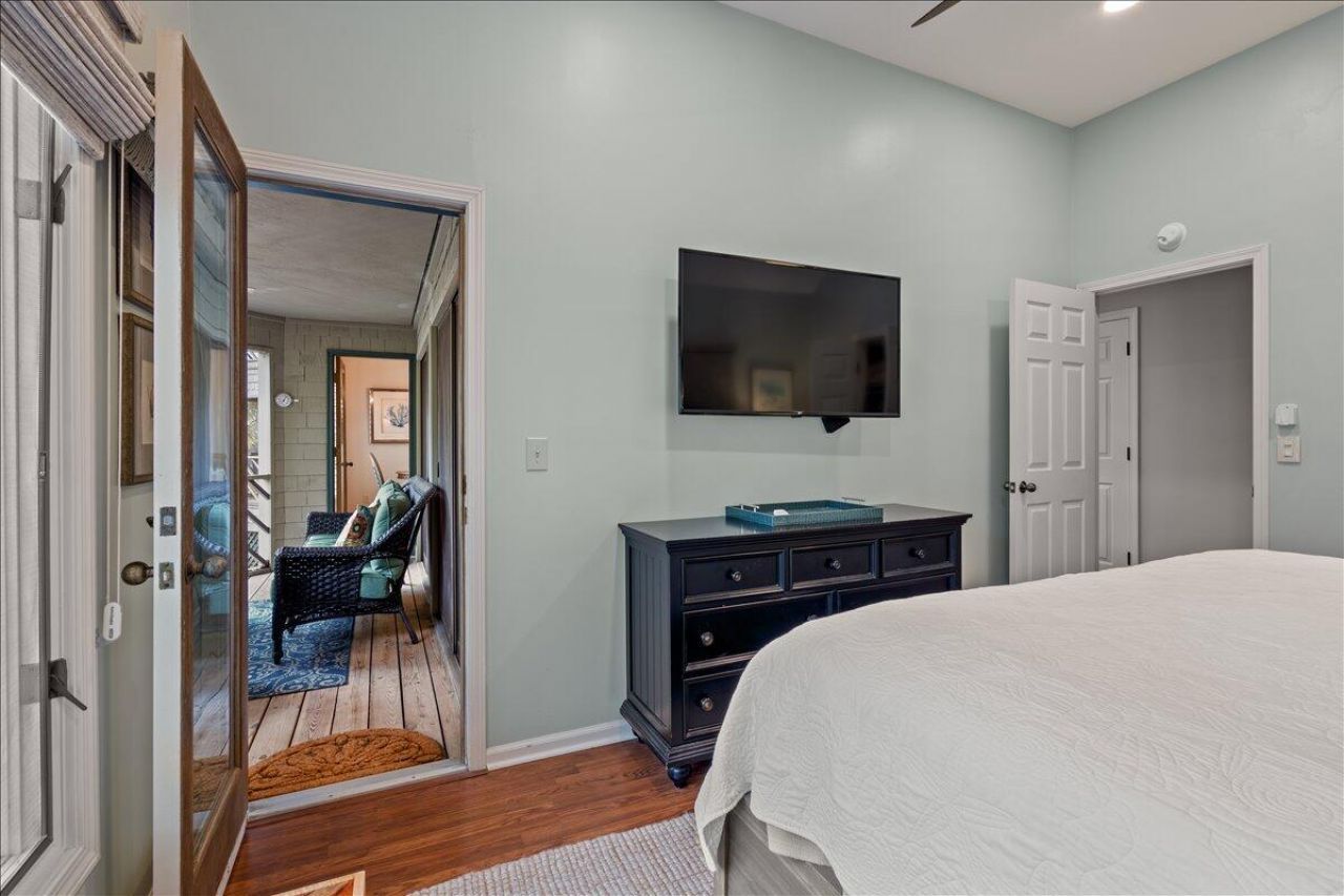 4755 Tennis Club Lane Photo 28