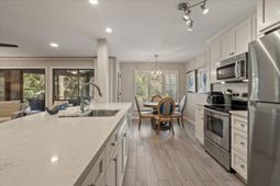 4755 Tennis Club Lane photo 4