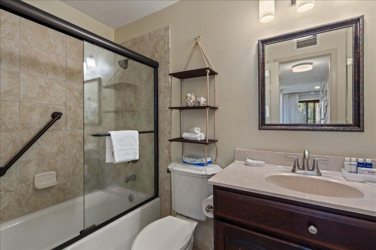 4755 Tennis Club Lane Photo 38