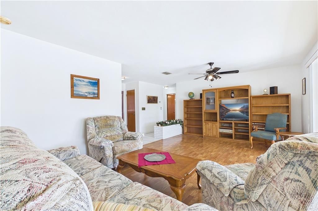 2306 SE 15th Ter, Cape Coral, FL 33990 Photo