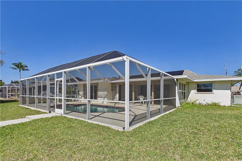 2306 SE 15th Ter, Cape Coral, FL 33990 Photo