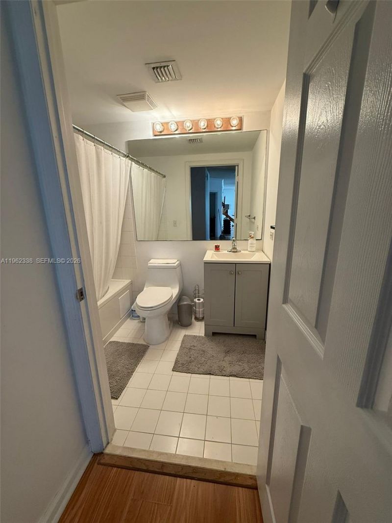 17145 N Bay Rd, Unit 4313, Sunny Isles Beach, FL 33160 Photo