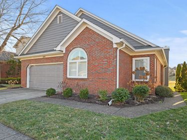 648 Andover Village Place, Lexington, KY 40509