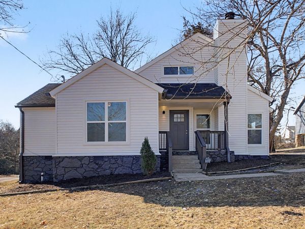 521 New Castle Ln, Hermitage, TN 37076