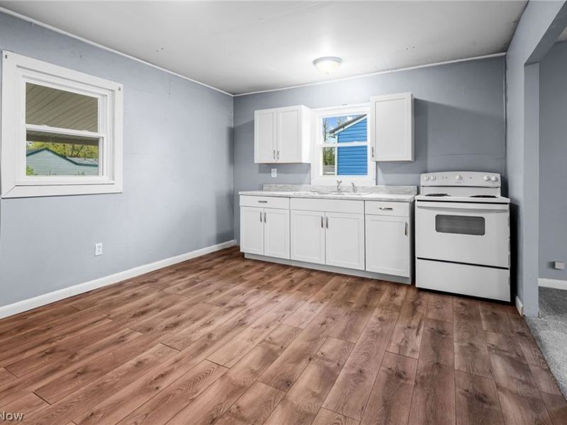 2012 Endrow Avenue NE, Canton, OH 44705 Photo 10