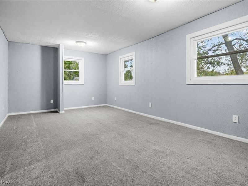 2012 Endrow Avenue NE, Canton, OH 44705 Photo 15