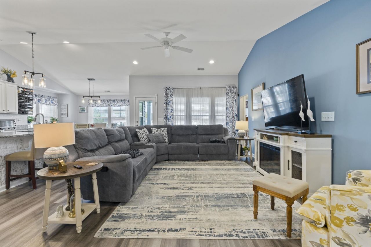 3708 Park Pointe Ave. Photo 15