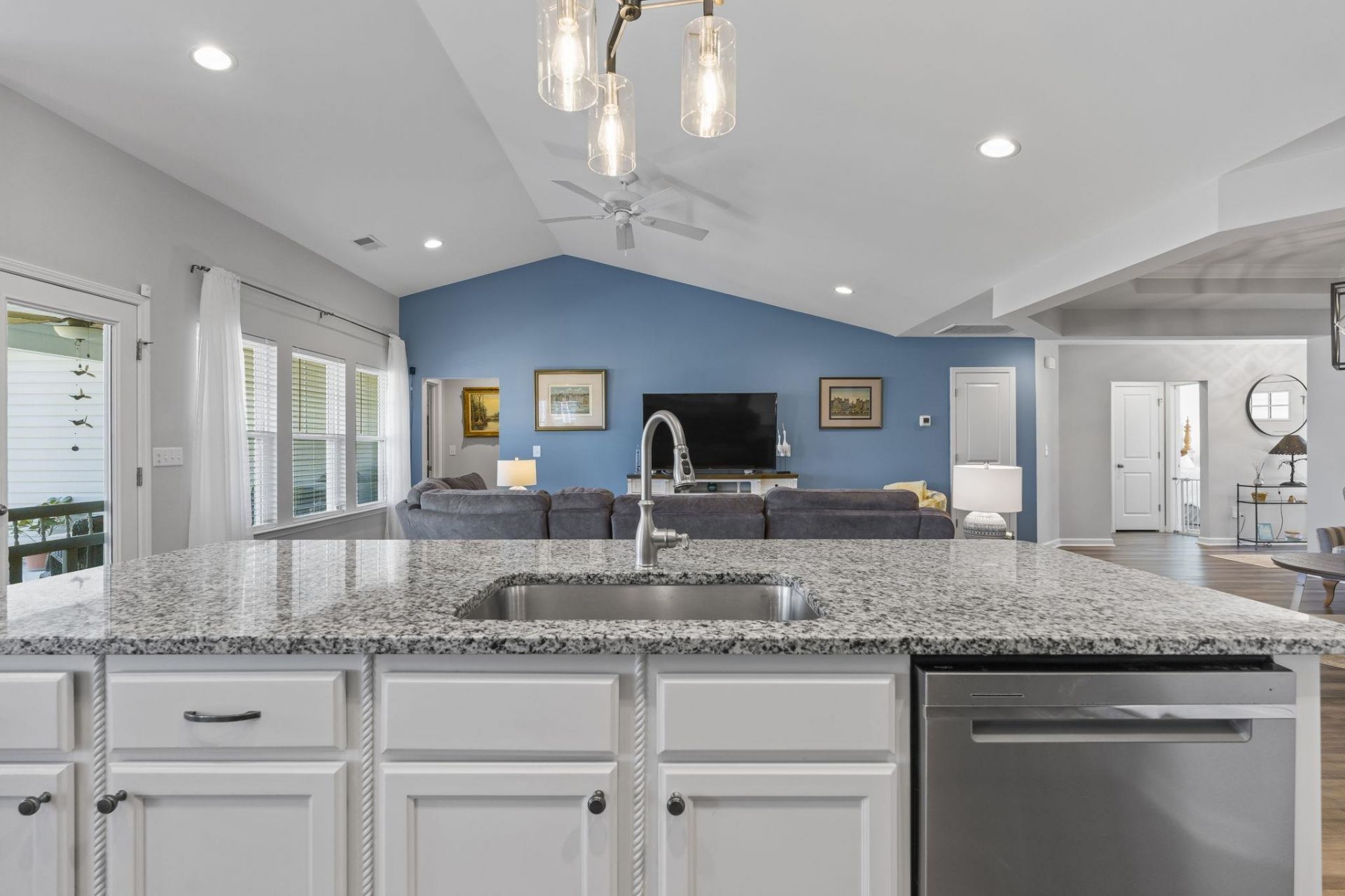 3708 Park Pointe Ave. Photo 16