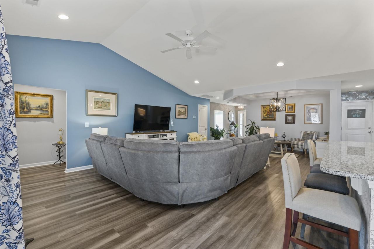 3708 Park Pointe Ave. Photo 26