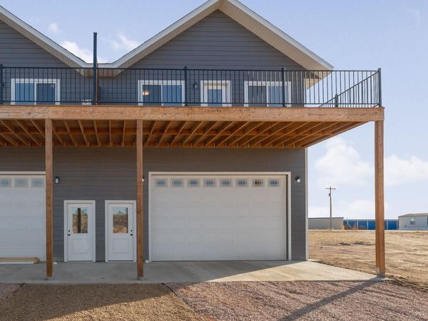 27894 TIKI TRL, Hot Springs, SD 57747