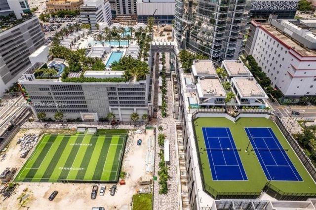 851 NE 1st Ave, Unit 4303, Miami, FL 33132 Photo