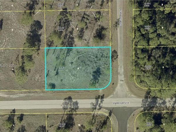 714 Giorgio Ave, FL 33974