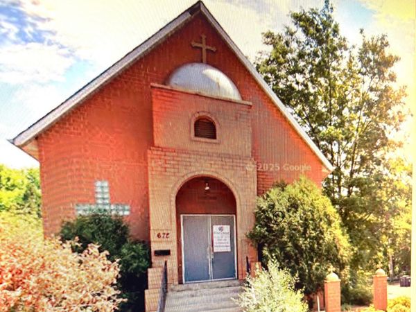 678 Robert Street S, Saint Paul, MN 55107