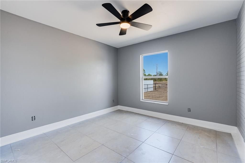 4305 NE 20th Pl, Cape Coral, FL 33909 Photo