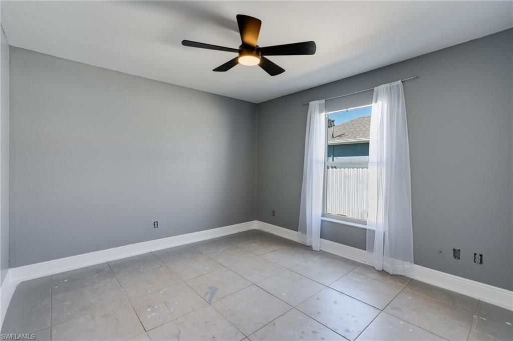 4305 NE 20th Pl, Cape Coral, FL 33909 Photo