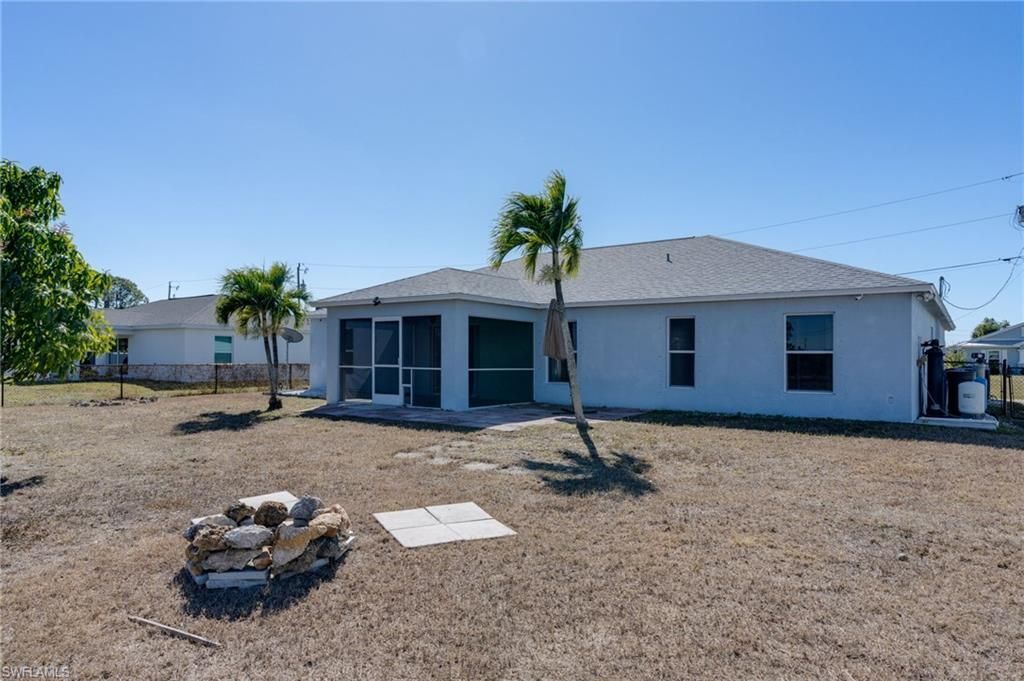 4305 NE 20th Pl, Cape Coral, FL 33909 Photo