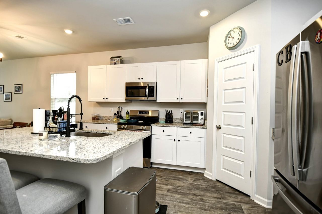 308 Trail Ridge Ct. Photo 12