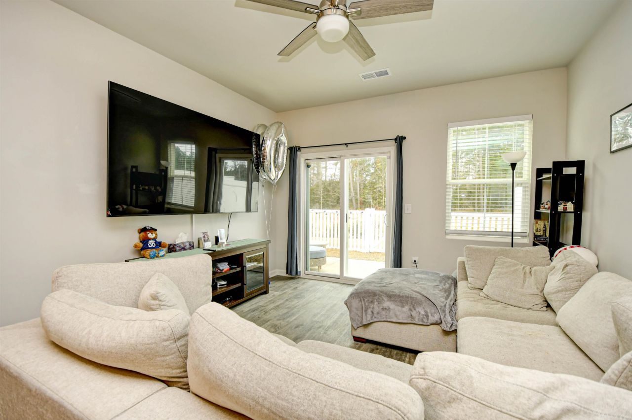 308 Trail Ridge Ct. Photo 7