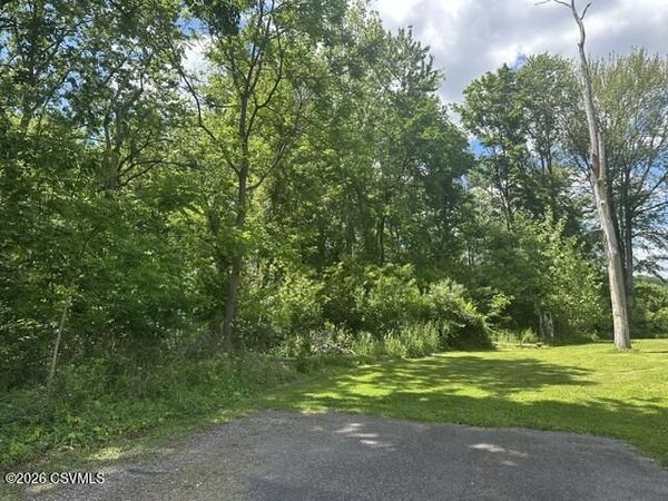 MADRID Avenue, Bloomsburg, PA 17815