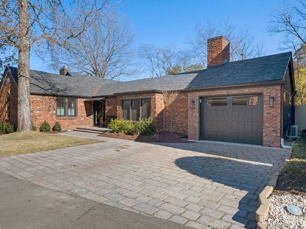 8 Redbud Dr, Nashville, TN 37215