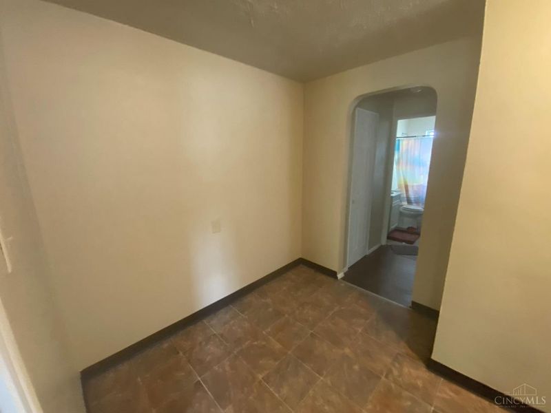 26 Gahl Terrace, Reading, OH 45215 Photo 6