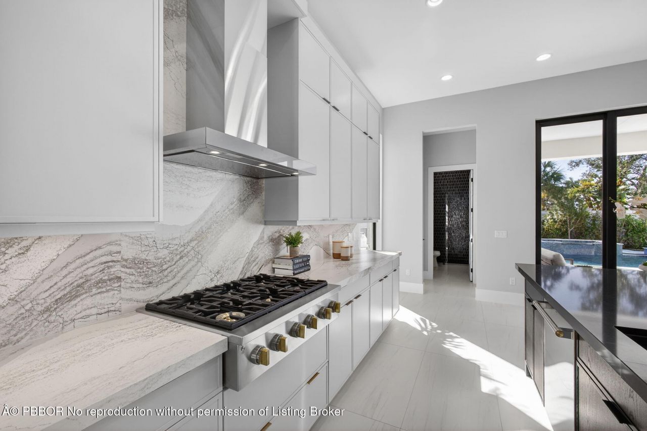 9148 Coral Isles Circle, Palm Beach Gardens, FL 33412 Photo