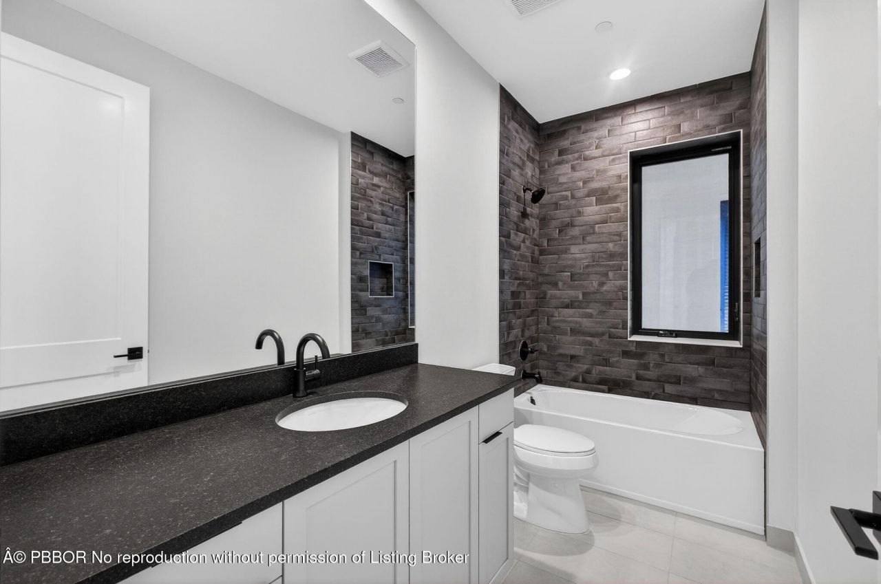 9148 Coral Isles Circle, Palm Beach Gardens, FL 33412 Photo