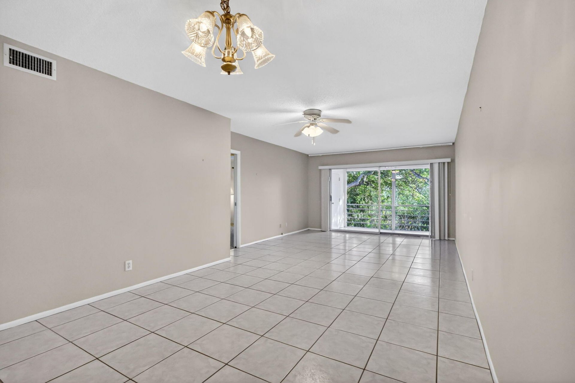 2760 SW 22nd Avenue, Unit 1708, Delray Beach, FL 33445 Photo