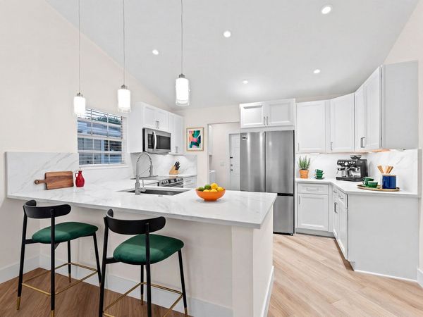 1658 Royal Forest Court Court, West Palm Beach, FL 33406