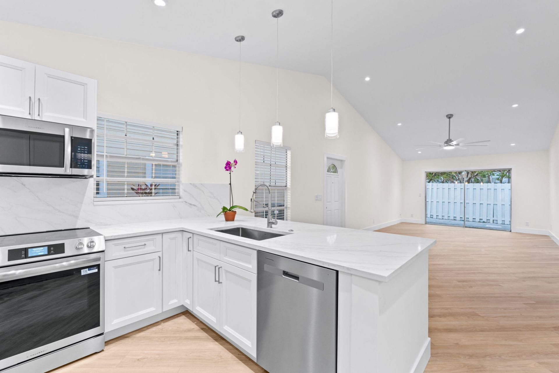 1658 Royal Forest Court Court, West Palm Beach, FL 33406 Photo