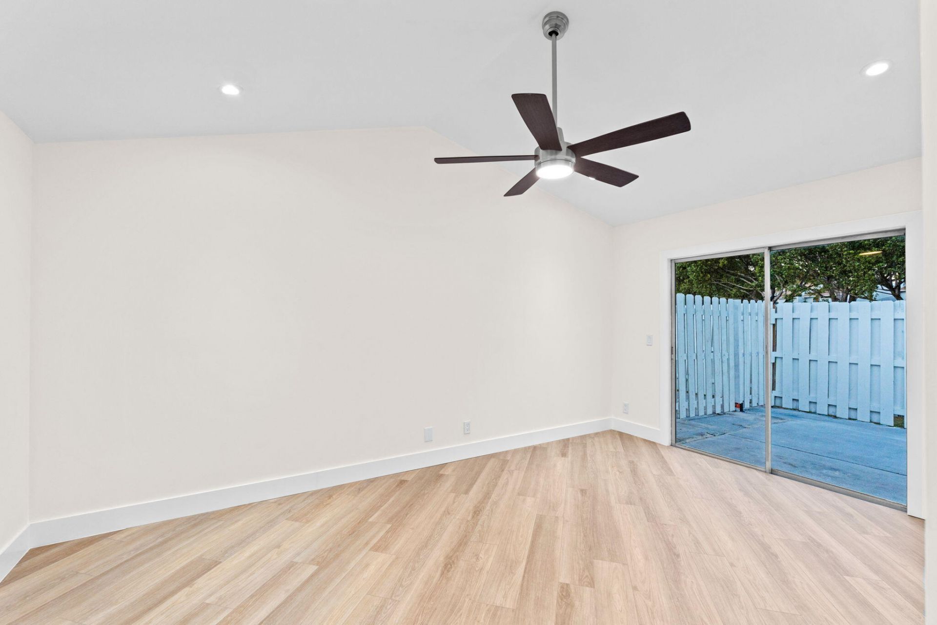 1658 Royal Forest Court Court, West Palm Beach, FL 33406 Photo