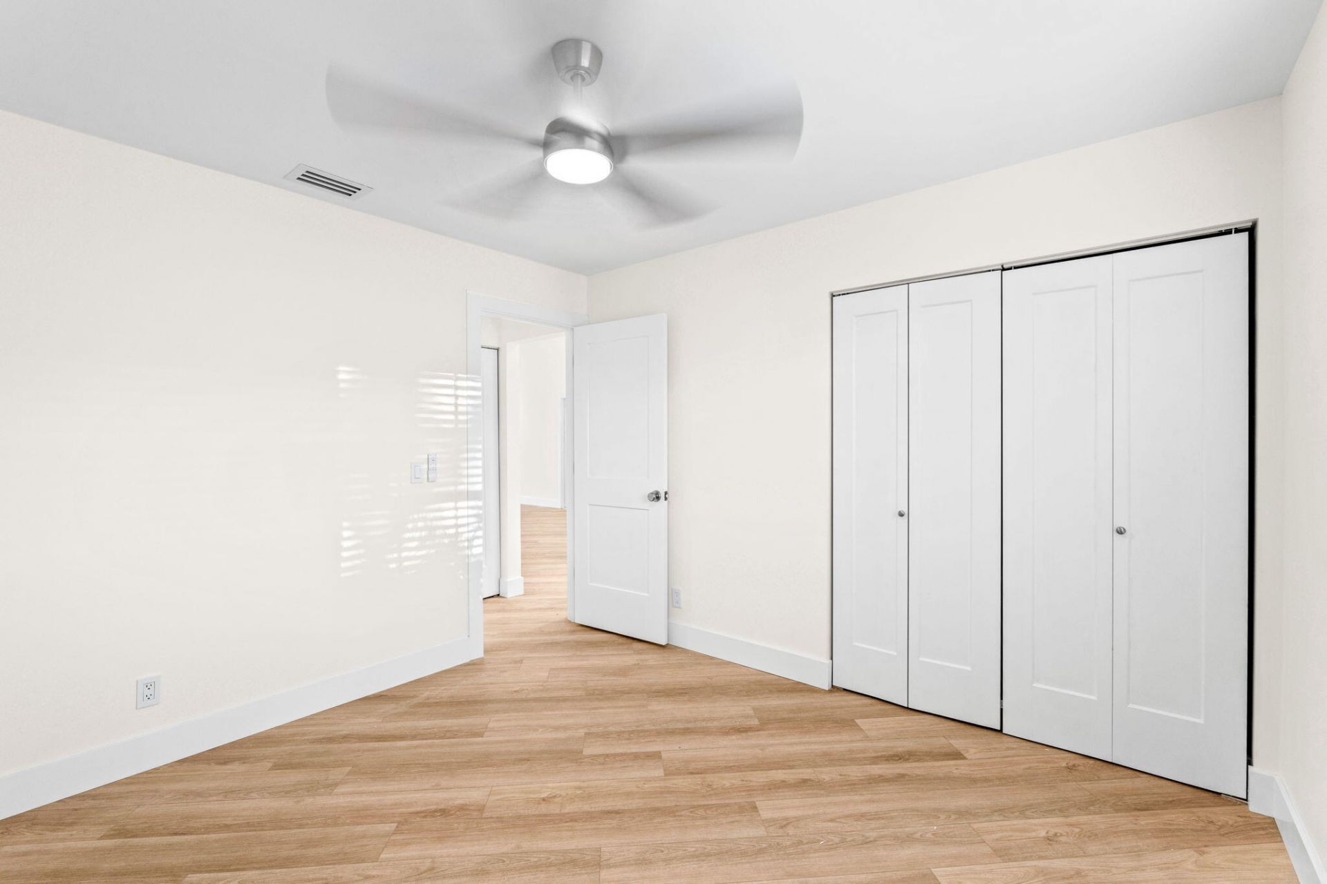1658 Royal Forest Court Court, West Palm Beach, FL 33406 Photo