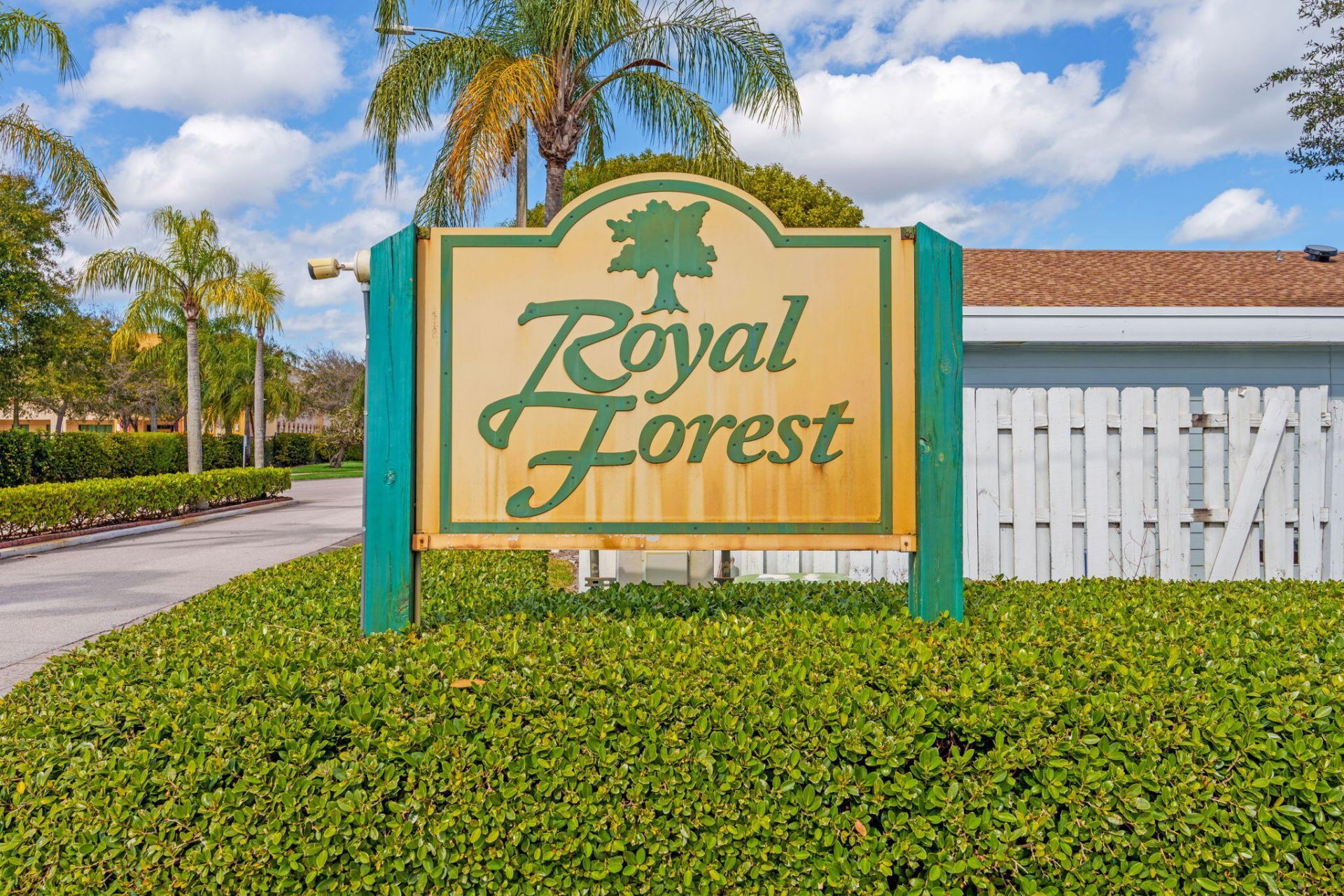 1658 Royal Forest Court Court, West Palm Beach, FL 33406 Photo