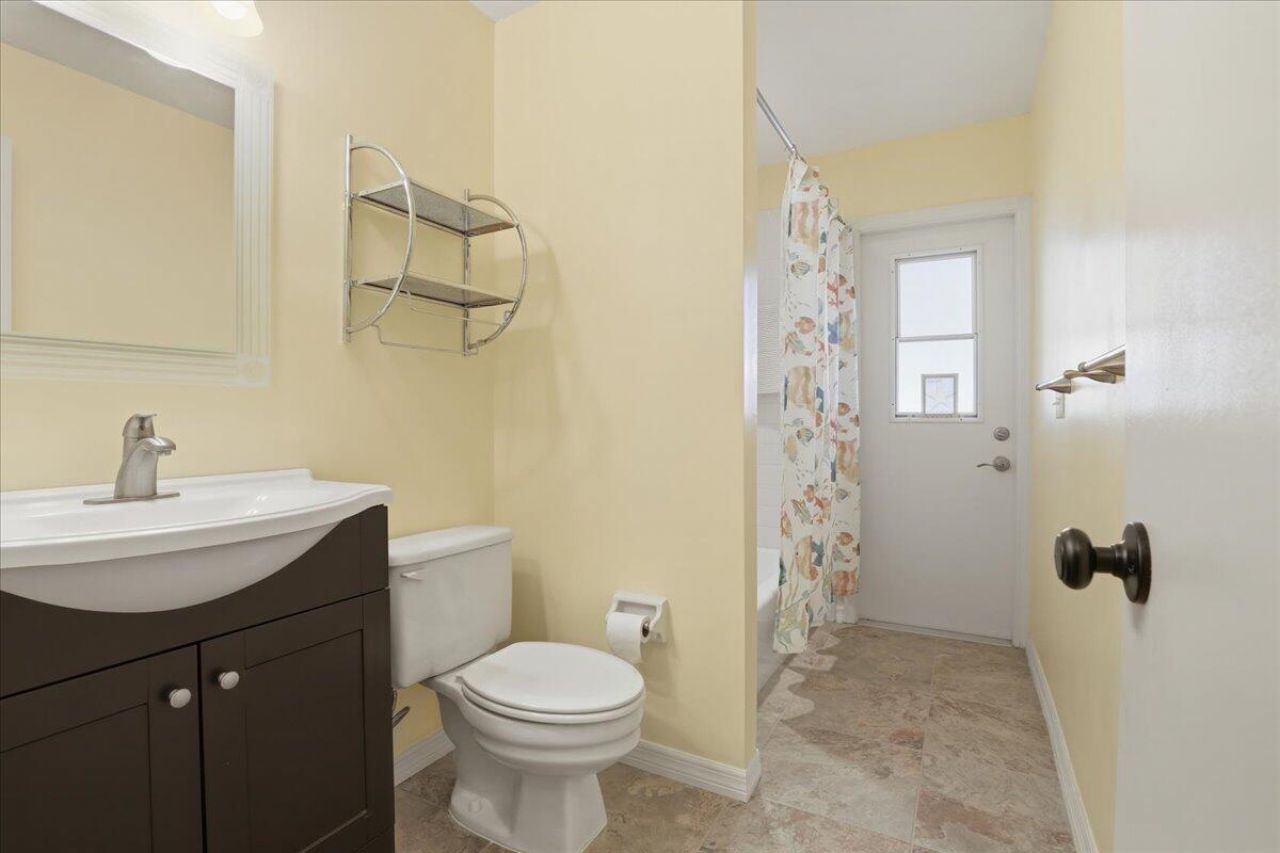 6285 N Mirror Lake Drive, Unit 6285, Sebastian, FL 32958 Photo