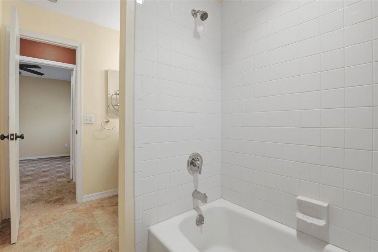 6285 N Mirror Lake Drive, Unit 6285, Sebastian, FL 32958 Photo