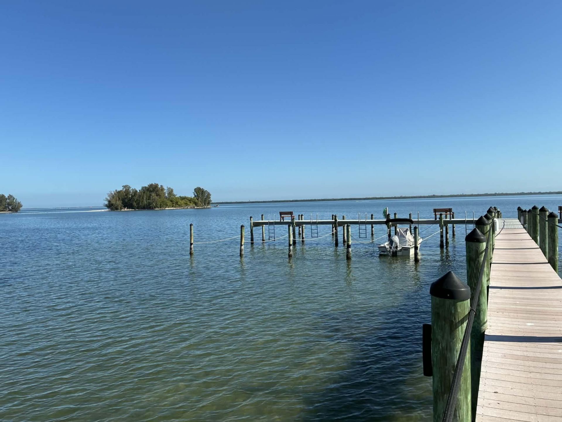 6285 N Mirror Lake Drive, Unit 6285, Sebastian, FL 32958 Photo