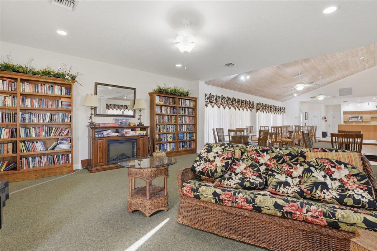 6285 N Mirror Lake Drive, Unit 6285, Sebastian, FL 32958 Photo